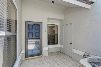 802 Bannock Terrace in Palm Beach Gardens, FL - Building Photo - Building Photo
