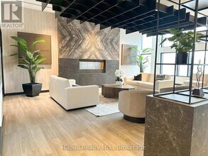 8020 Derry Rd in Milton, ON - Building Photo - Building Photo