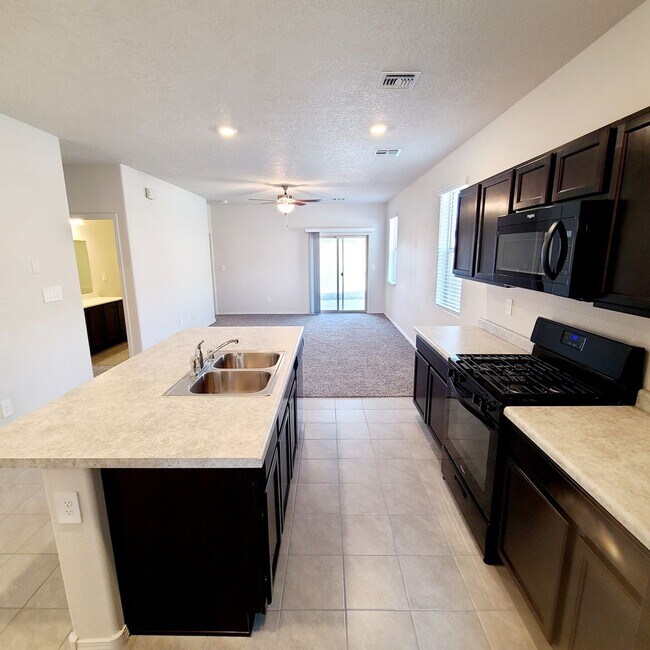 701 Desert Senna Ave SW in Los Lunas, NM - Building Photo - Building Photo