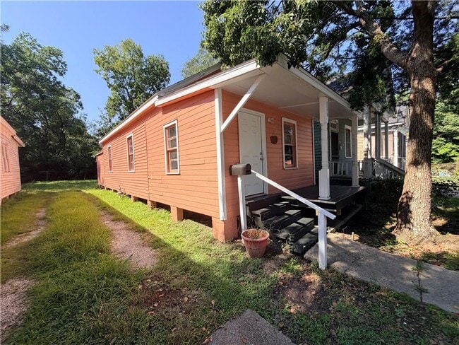 property at 1173 Texas St