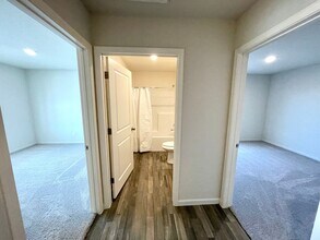 3467 E Ames Ave in Kingman, AZ - Building Photo - Building Photo