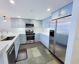 700 Illinois St in San Francisco, CA - Building Photo - Building Photo