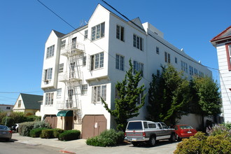 3909 Shafter Ave in Oakland, CA - Foto de edificio - Building Photo