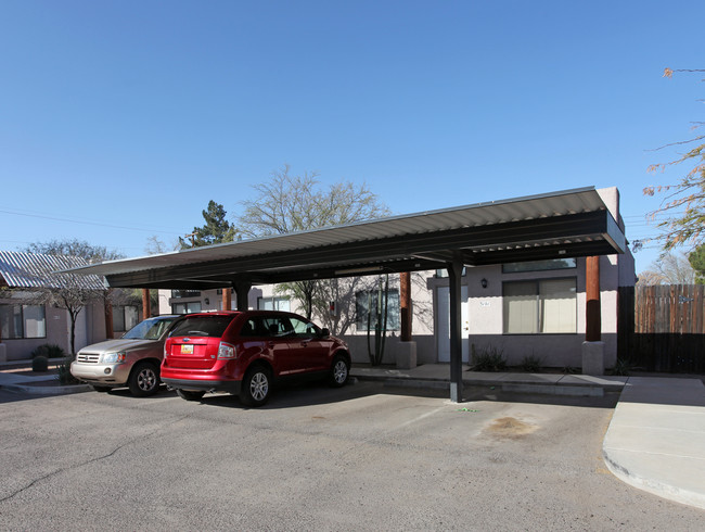 272 E Calle Arizona in Tucson, AZ - Foto de edificio - Building Photo