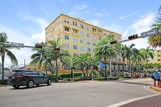 The Alamac in Miami Beach, FL - Foto de edificio - Building Photo