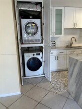 600 Executive Center Dr in West Palm Beach, FL - Building Photo - Building Photo