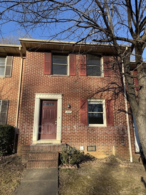 200 Farrell Ln in Fredericksburg, VA - Building Photo - Building Photo