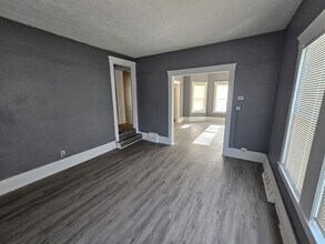 2810 Woodbridge Ave in Cleveland, OH - Building Photo - Building Photo