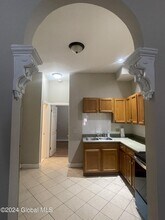 11 Myrtle Ave, Unit 1 in Albany, NY - Building Photo - Building Photo