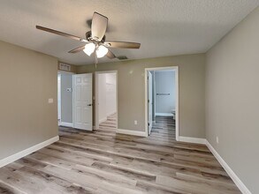 238 W Ruska Pl in Citrus Springs, FL - Building Photo - Building Photo