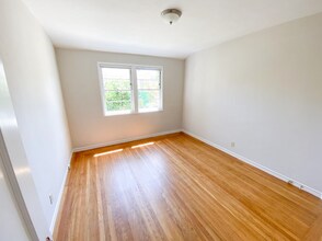 1505 Berkeley Way in Berkeley, CA - Foto de edificio - Building Photo