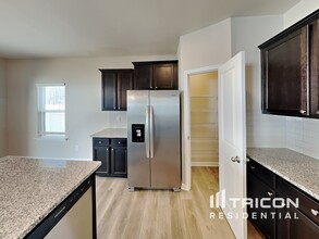 115 Spring Knoll Dr in Charlotte, NC - Building Photo - Building Photo