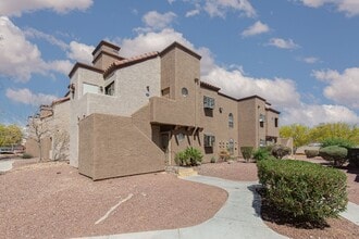 2967 Juniper Hills Blvd in Las Vegas, NV - Building Photo - Building Photo