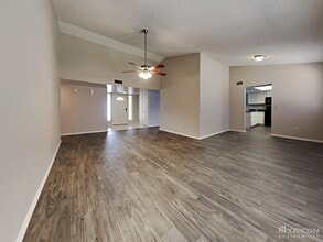8427 W Orchid Ln in Peoria, AZ - Building Photo - Building Photo