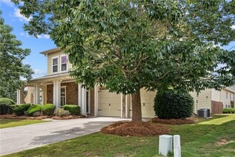 4381 Challedon Dr in Fairburn, GA - Building Photo - Building Photo