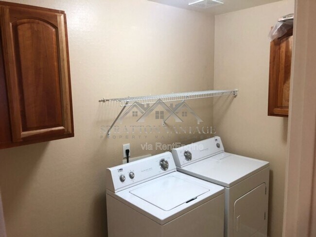 11429 W Austin Thomas Dr in Surprise, AZ - Building Photo - Building Photo
