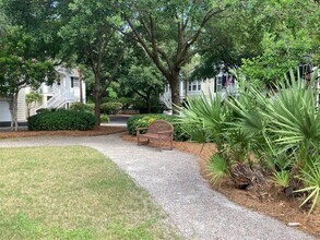 1520 Trumpet Vine Ct in Mount Pleasant, SC - Building Photo - Building Photo