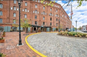 1000 Fell St, Unit 226 in Baltimore, MD - Building Photo - Building Photo
