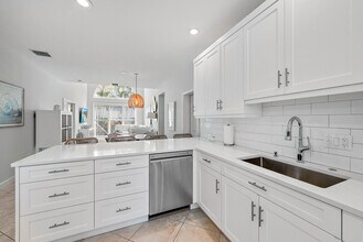 1000 US-1 in Jupiter, FL - Building Photo - Building Photo