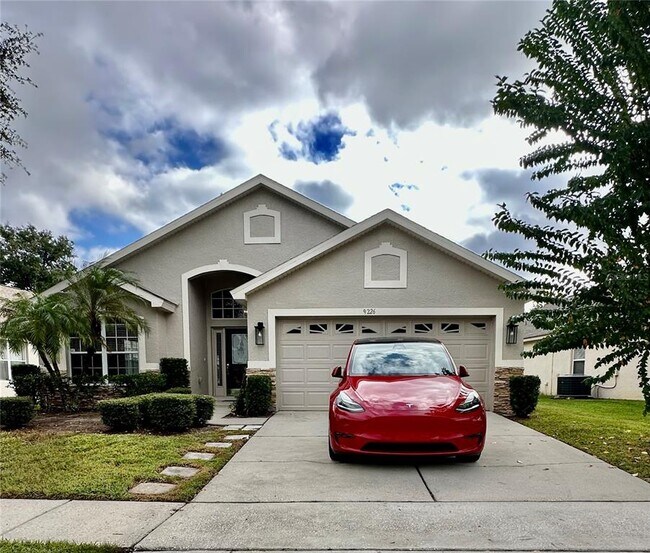 9226 Pecky Cypress Way in Orlando, FL - Building Photo - Building Photo