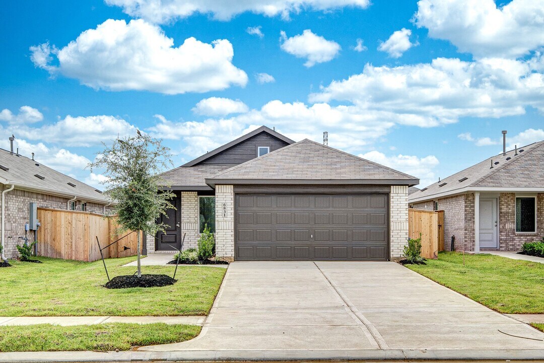 6831 Lantana Leaf Ln in Katy, TX - Building Photo