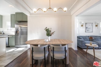 7853 Brighton Ave in Los Angeles, CA - Building Photo - Building Photo