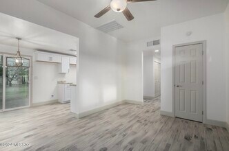 6824 S Burcham Ave in Tucson, AZ - Building Photo - Building Photo