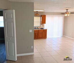 2735 Fern Palm Dr in Edgewater, FL - Building Photo - Building Photo