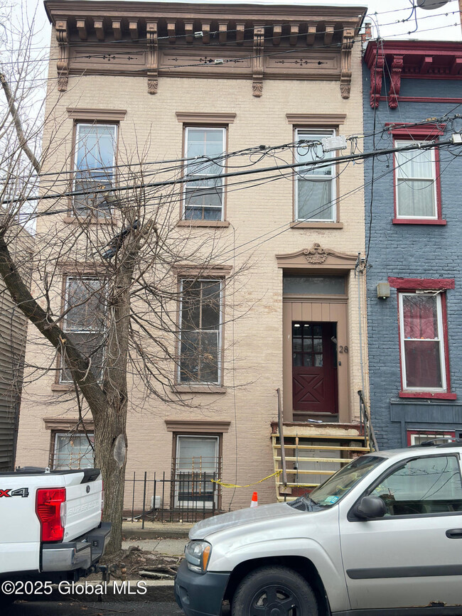 property at 28 Myrtle Ave
