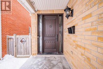 127 Yorkleigh Cir in Whitchurch-Stouffville, ON - Building Photo - Building Photo