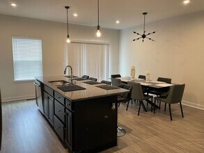 459 Westport St in Norfolk, VA - Building Photo - Building Photo