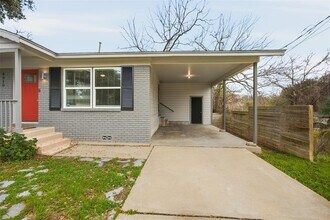 4810 Creekwood Rd in Austin, TX - Building Photo - Building Photo