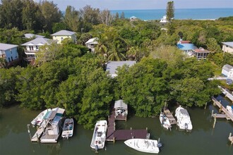 8144 Little Gasparilla in Placida, FL - Foto de edificio - Building Photo