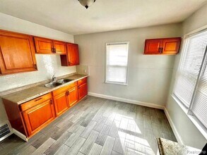 19309 Avon Ave in Detroit, MI - Building Photo - Building Photo