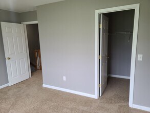 369 Viewpoint Way in Waynesboro, PA - Building Photo - Building Photo