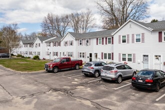 Chateau Ville Condominiums in Attleboro Falls, MA - Building Photo - Building Photo