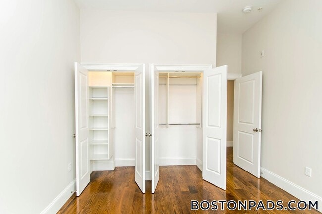 124 Columbia St in Cambridge, MA - Building Photo - Building Photo