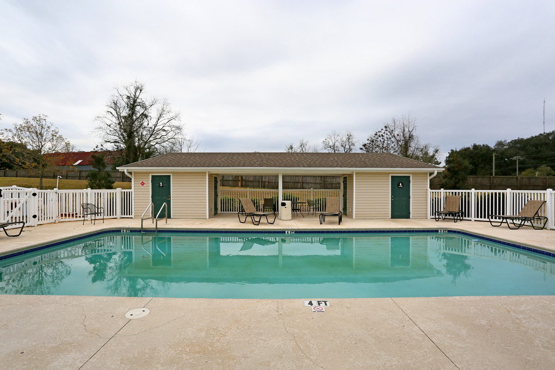 Arbours At Madison Apartments in Madison, FL - Building Photo