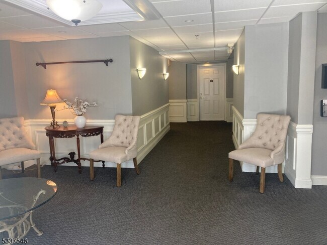 84 Sparta Ave in Sparta, NJ - Building Photo - Building Photo