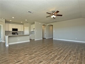 7201 Bargello Pl in Round Rock, TX - Building Photo - Building Photo