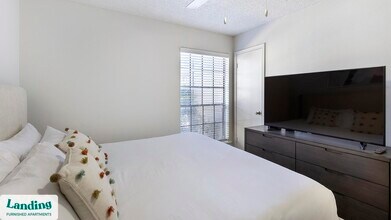 1408 Teasley Ln in Denton, TX - Building Photo - Building Photo