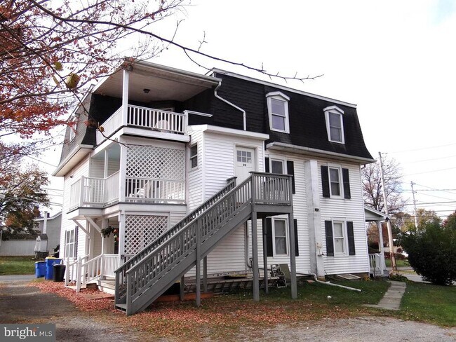574 Maple St-Unit -20 in Honey Brook, PA - Building Photo - Building Photo