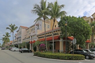 Shoppes 10 in Boynton Beach, FL - Building Photo - Building Photo