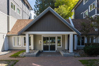 Hartford Woods in Surrey, BC - Building Photo - Building Photo