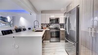 6450 Collins Ave, Unit 609 in Miami, FL - Building Photo - Building Photo