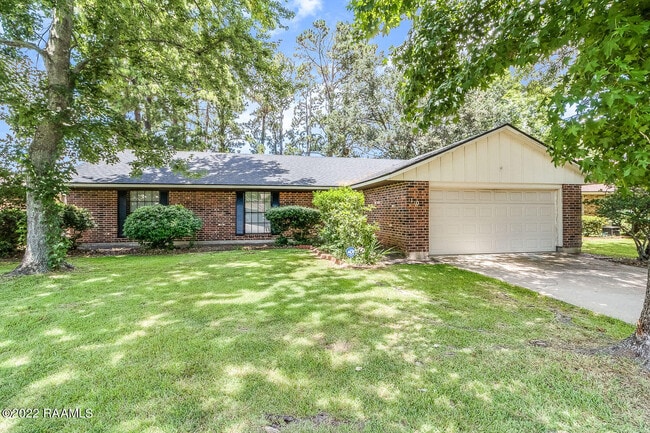 property at 103 Pinion Cir