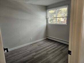 Wellington Arms in Edmonton, AB - Building Photo - Floor Plan
