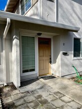 1435 Del Rio Cir in Concord, CA - Building Photo - Building Photo