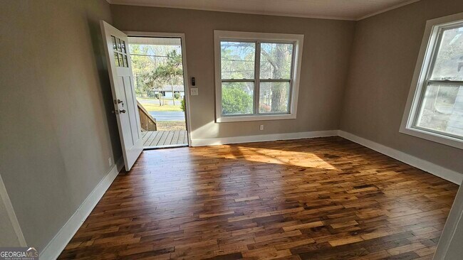 481 W Johnston St in Forsyth, GA - Building Photo - Building Photo