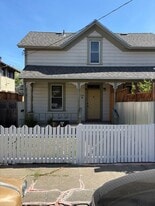 214 Walnut St in Petaluma, CA - Building Photo